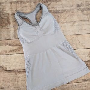 Long beige workout top Medium